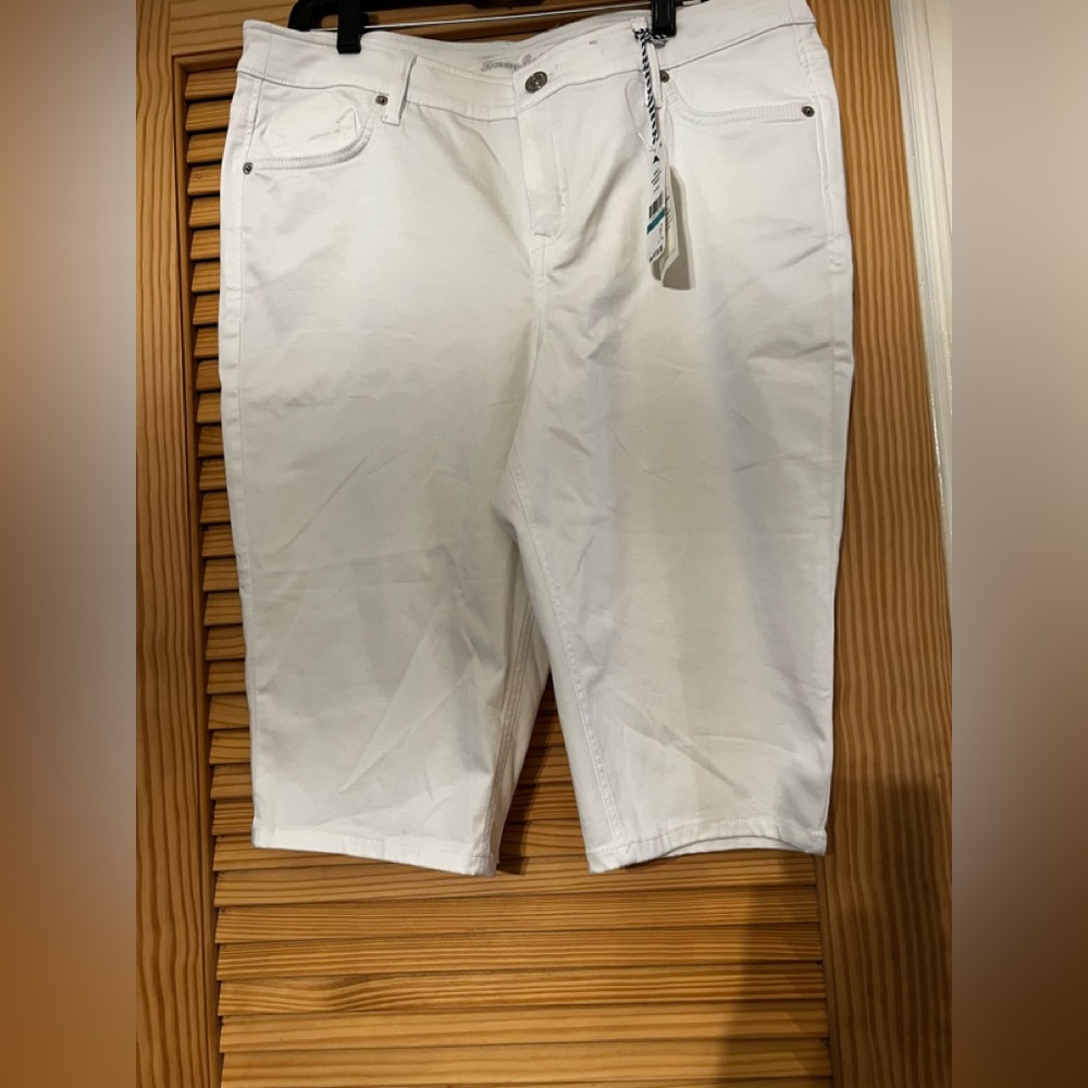 Tommy Bahama High Rise Boardwalk Bermudas